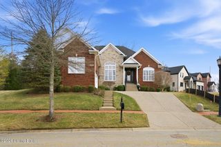 16704 Taddington Pl, Louisville, KY 40245