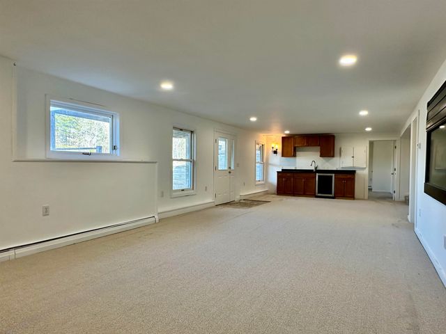 49 Sherri Lane, Clarendon, VT 05759