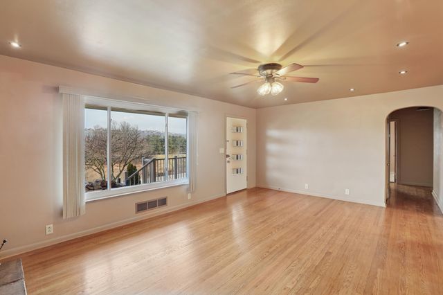 5870 Mary Ingles HWY, Melbourne, KY 41059