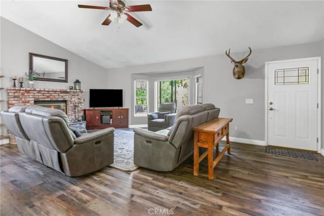 7050 Tecorida Ave, Atascadero, CA 93422