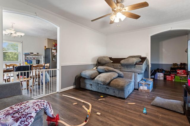 609 Francis Court, Spring Lake, NC 28390