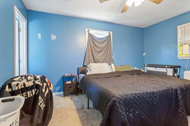 609 Francis Court, Spring Lake, NC 28390