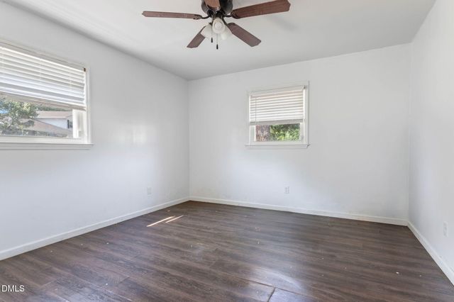609 Francis Court, Spring Lake, NC 28390