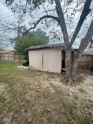 7810 Willow Mint Lane, Houston, TX 77086