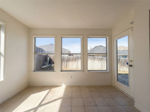 9708 Maryville Lane, Fort Worth, TX 76108