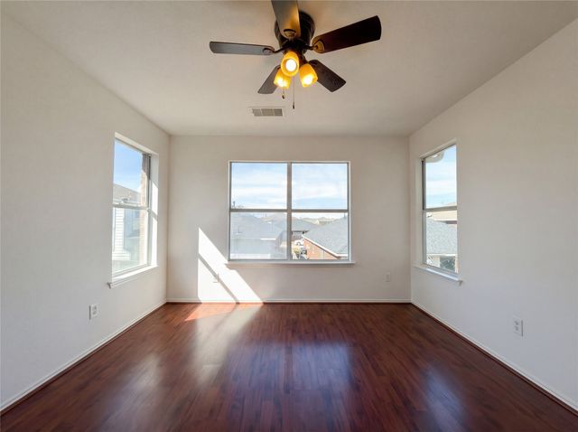 9708 Maryville Lane, Fort Worth, TX 76108