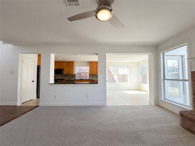 9708 Maryville Lane, Fort Worth, TX 76108