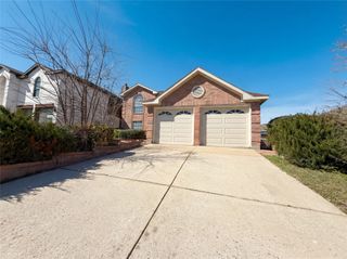 9708 Maryville Lane, Fort Worth, TX 76108