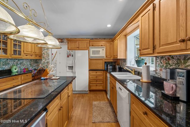 35 Lake Dornoch Drive, Pinehurst, NC 28374