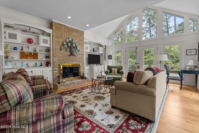 35 Lake Dornoch Drive, Pinehurst, NC 28374