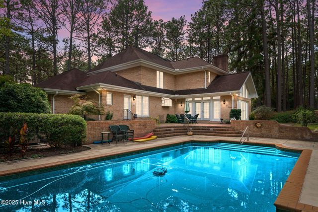 35 Lake Dornoch Drive, Pinehurst, NC 28374