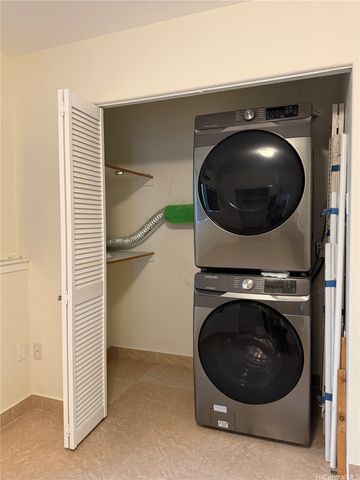 1774 E Palolo Avenue, Honolulu, HI 96816