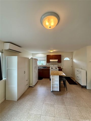 1774 E Palolo Avenue, Honolulu, HI 96816