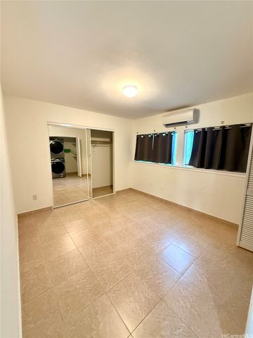 1774 E Palolo Avenue, Honolulu, HI 96816