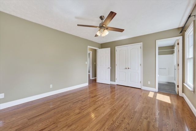 726 Gardendale Ln, Clarksville, TN 37040