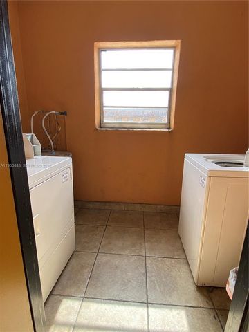 295 NW 72nd Ave 304, Miami, FL 33126