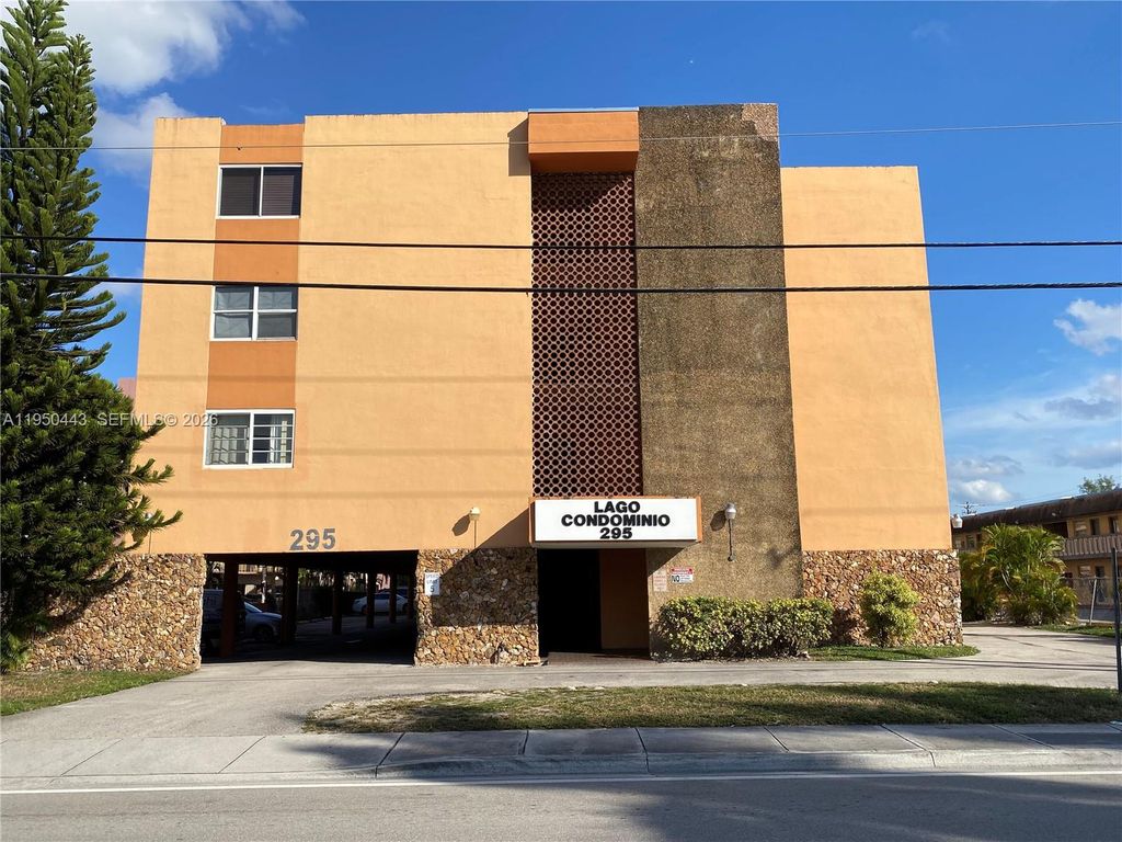 295 NW 72nd Ave 304, Miami, FL 33126