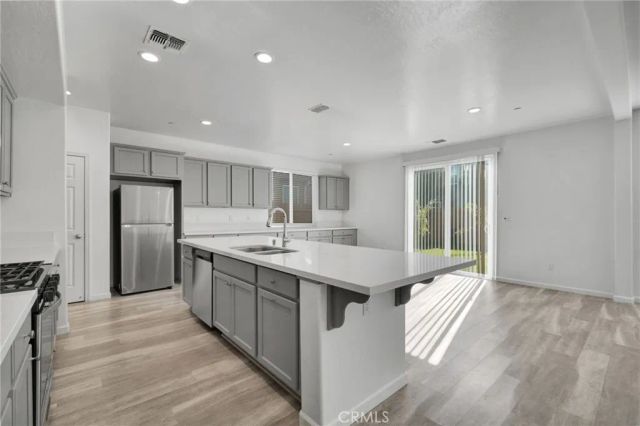 6647 East Vassar, Fresno, CA 93727