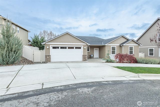 1738 Skylar Court, Wenatchee, WA 98801