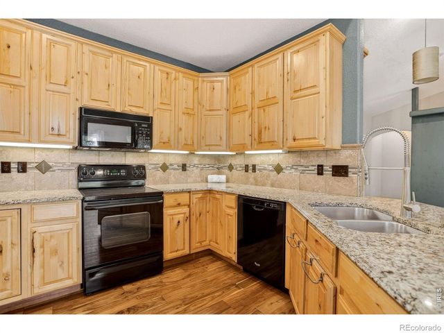 1523 61st Ave Ct, Greeley, CO 80634