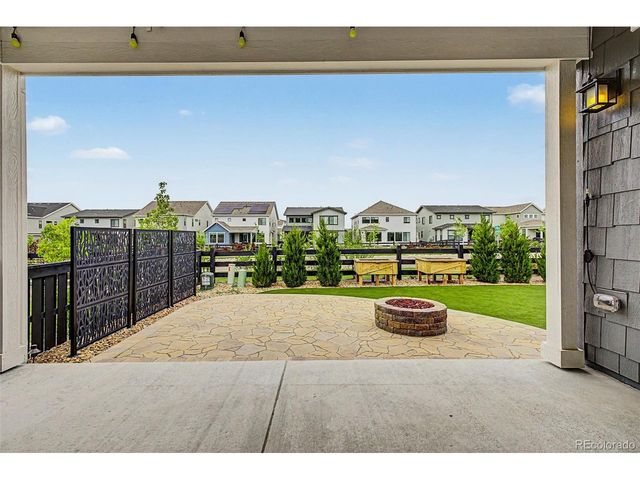9032 Star Fall Cir, Littleton, CO 80125