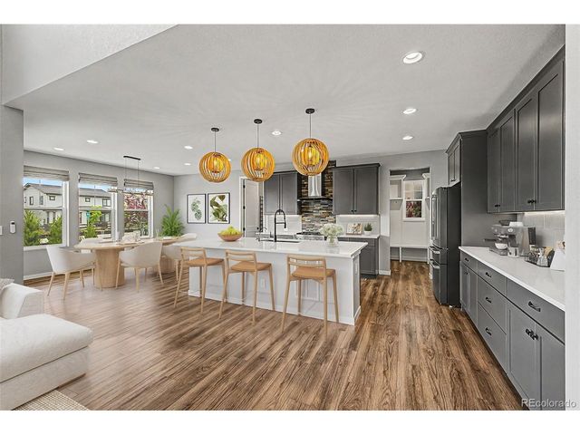 9032 Star Fall Cir, Littleton, CO 80125