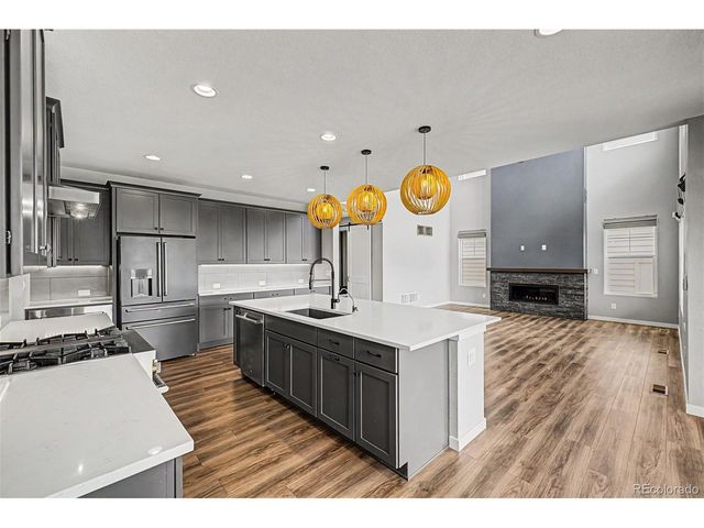 9032 Star Fall Cir, Littleton, CO 80125