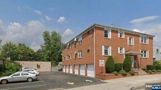 41 W Church Street 11, Bergenfield, NJ 07621