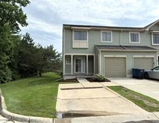 671 Liberty Pointe Drive, Ann Arbor, MI 48103