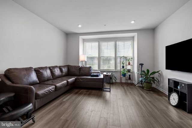170 WOODGATE CIR, Pasadena, MD 21122