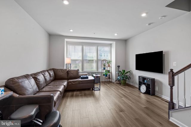 170 WOODGATE CIR, Pasadena, MD 21122