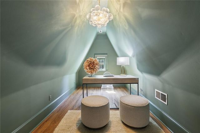 63 Honour Circle NW, Atlanta, GA 30305