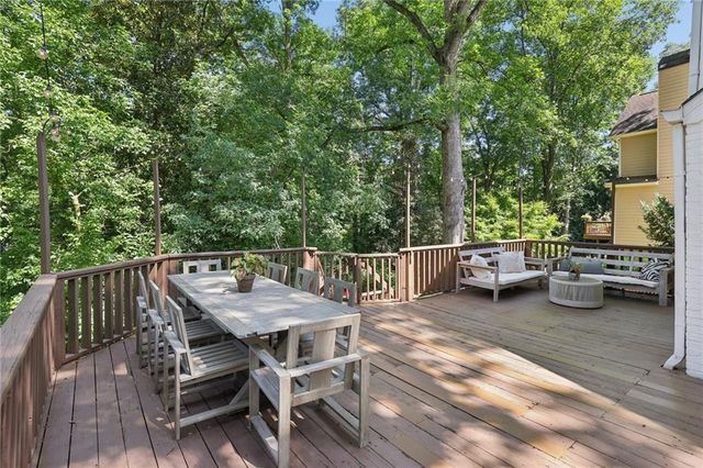 63 Honour Circle NW, Atlanta, GA 30305