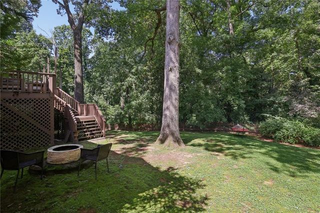 63 Honour Circle NW, Atlanta, GA 30305