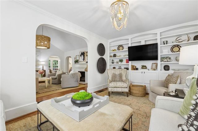 63 Honour Circle NW, Atlanta, GA 30305