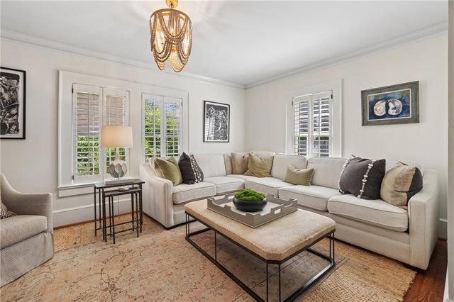 63 Honour Circle NW, Atlanta, GA 30305