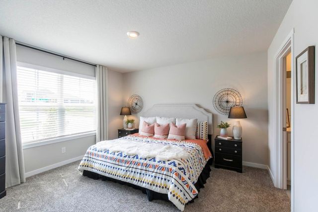 2751 Cecelia Drive, Hiawatha, IA 52233