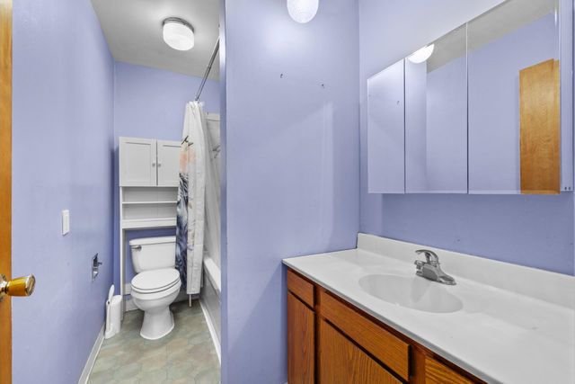 112 Pleasant Ave N, Surrey, ND 58785