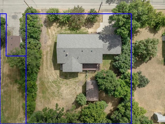 112 Pleasant Ave N, Surrey, ND 58785