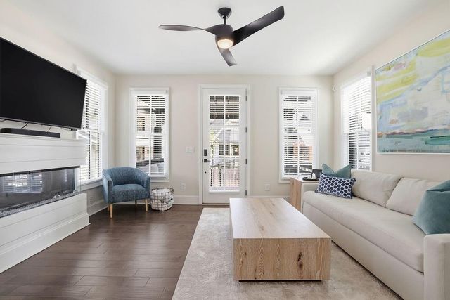 1910 Galt Commons, Kennesaw, GA 30144