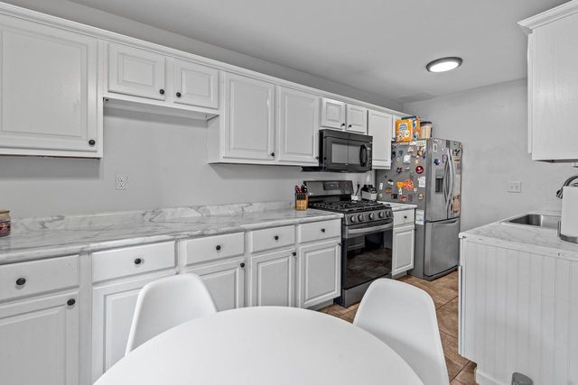 5205 S 13th STREET #G, Milwaukee, WI 53221