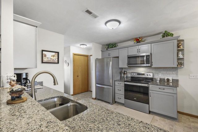 532 Plum Tree Drive, Evansville, WI 53536