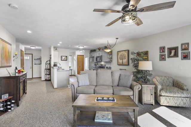 532 Plum Tree Drive, Evansville, WI 53536