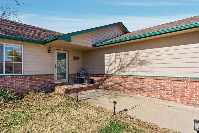 5023 S Mount Carmel Ave, Wichita, KS 67217