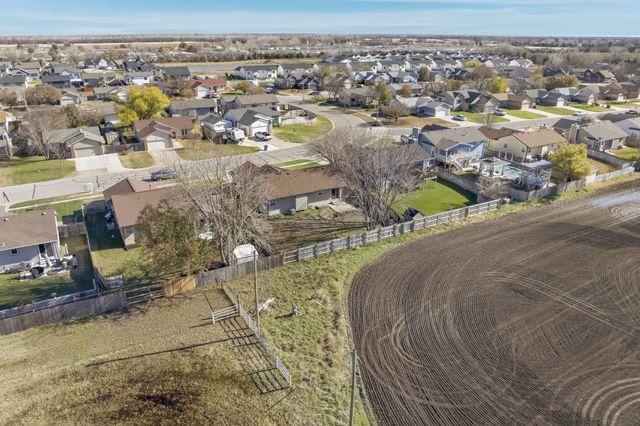 5023 S Mount Carmel Ave, Wichita, KS 67217