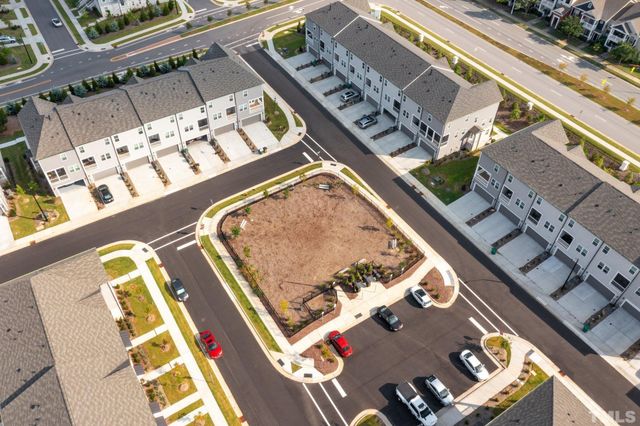 202 Mazarin Lane, Cary, NC 27519