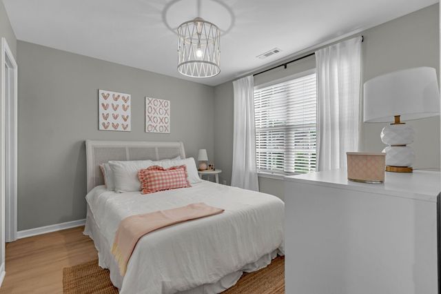 307 Oldbury Ln, Spring Hill, TN 37174