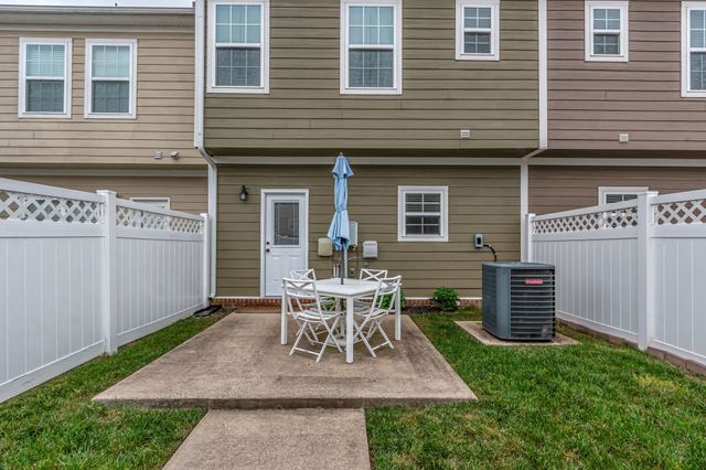 307 Oldbury Ln, Spring Hill, TN 37174