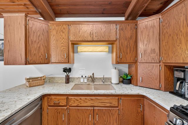 1938 Edgerton Street, Maplewood, MN 55117