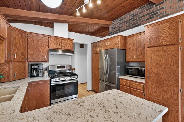 1938 Edgerton Street, Maplewood, MN 55117